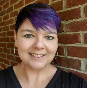 Meet your Posher, Latisha